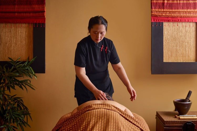 Relaxing in the spa with Thai massage