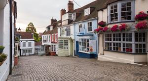 lymington quay street