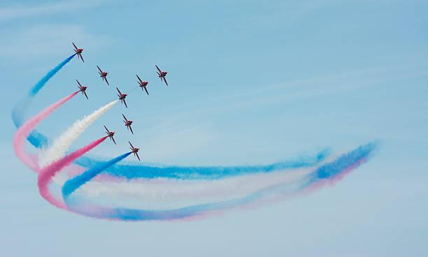 red arrows istockphoto 472078821 612x612