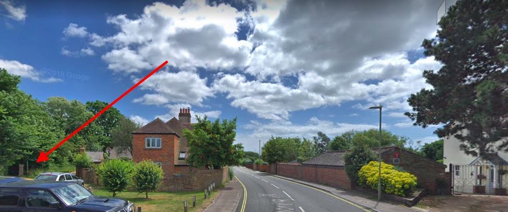 Path to Walhampton Monument