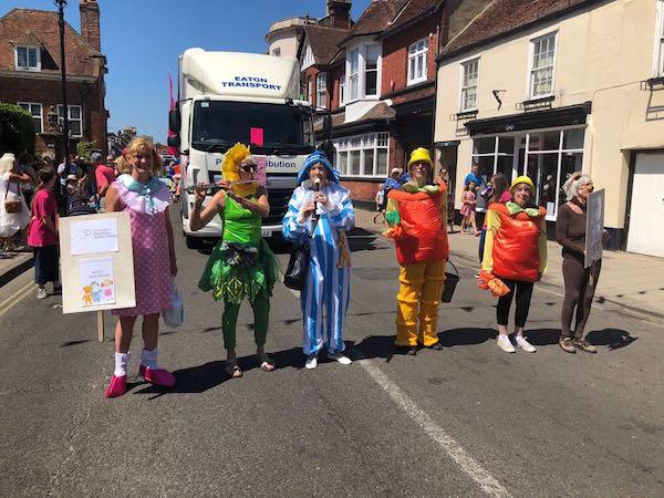 Lymington Carnival 2018 Lymington Dementia Action Group as Bill and Ben the Flowerpot Men