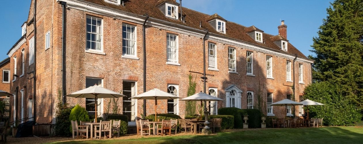 New Park Manor luxury family hotel and wedding venue in the New Forest