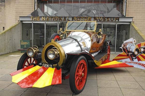 Film Chitty outside museum