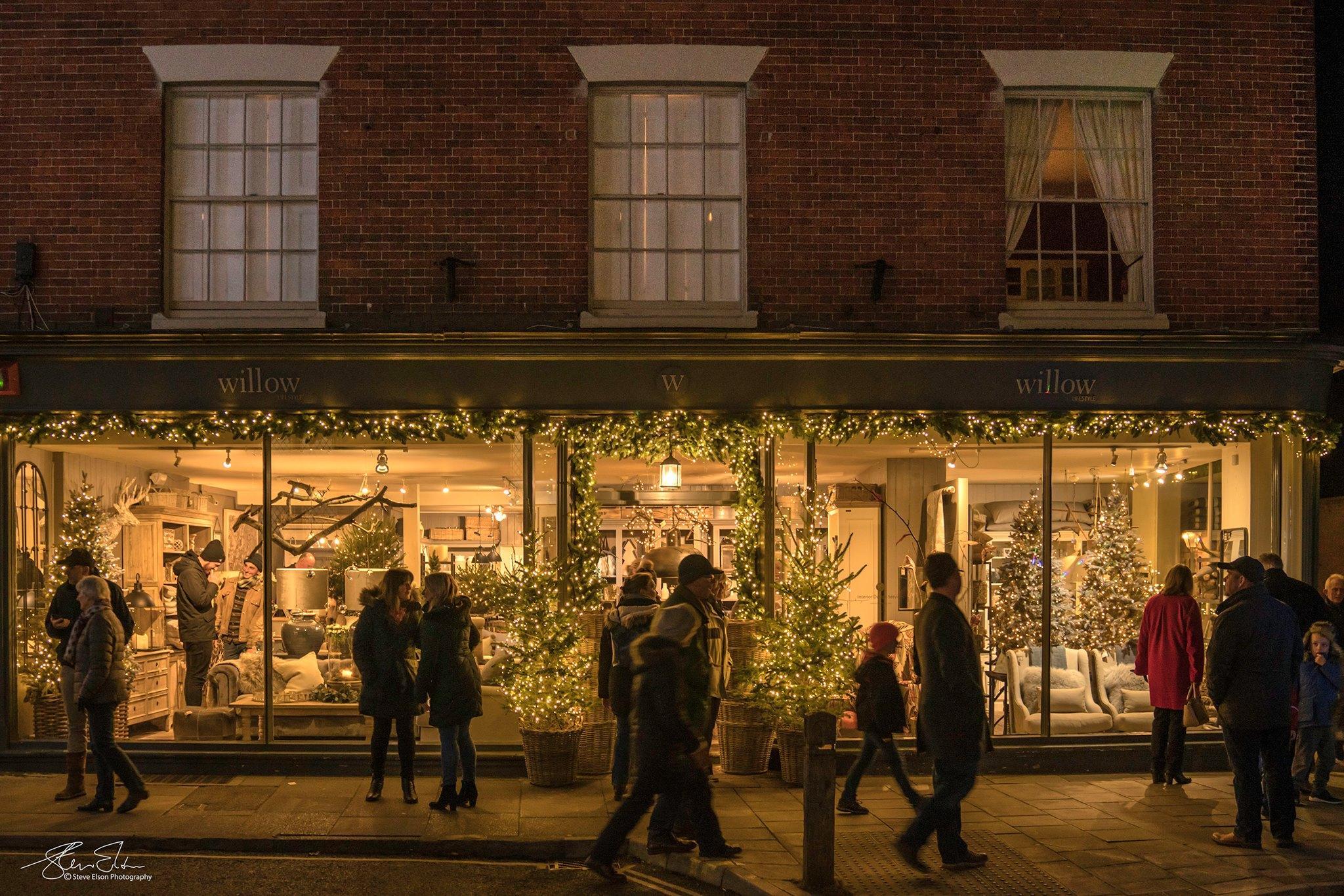 Willow Lymington Christmas by Steve Elson