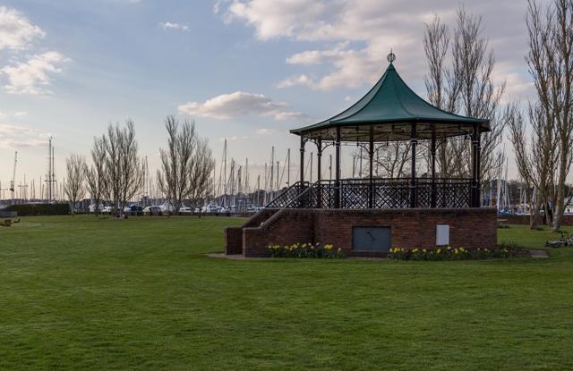 Lymington Bandstand by John Carratt