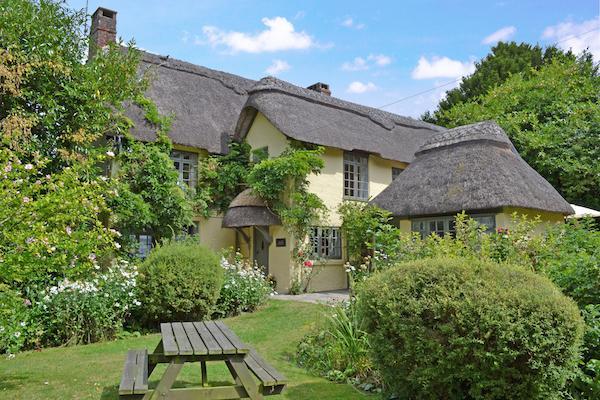 A wide range of excellent self catering holiday accommodation with New Forest Cottages