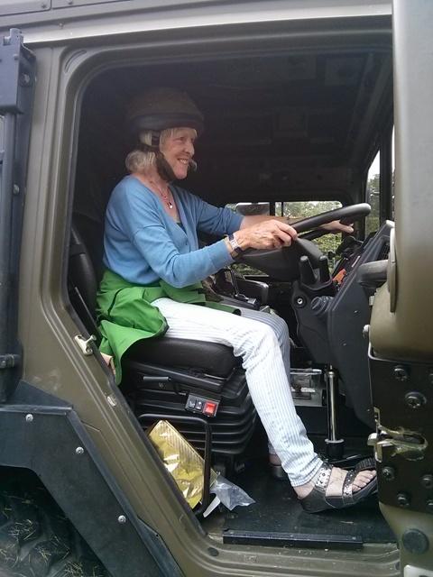 elmers queen 90 celebration 12jun16 marchwood truck