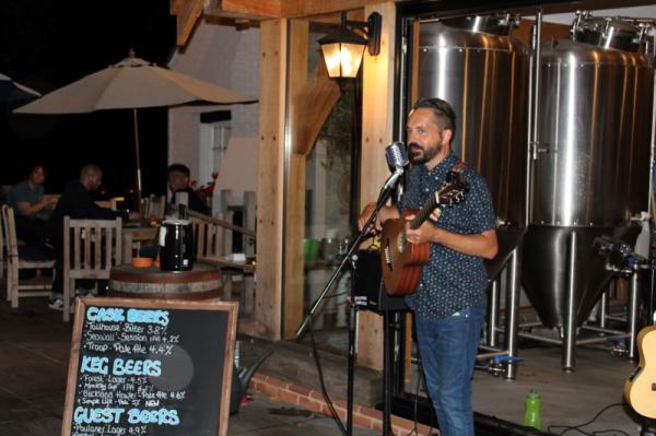 Live Music at Monkey Brewhouse every Friday & Sunday Evening